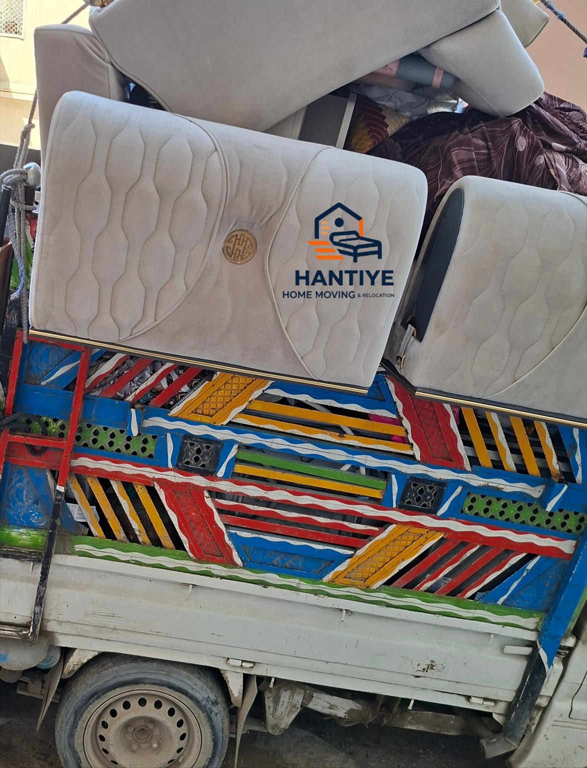 Shaqo Hantiye Home Moving