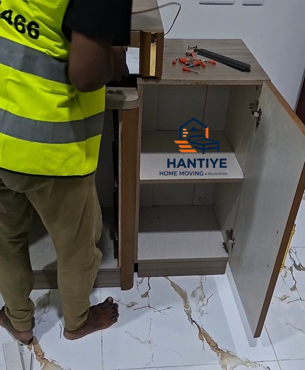 Shaqo Hantiye Home Moving